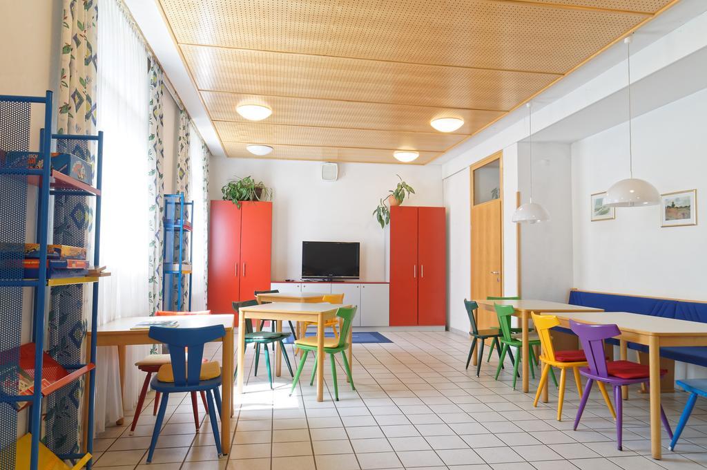 Jugendgaestehaus *